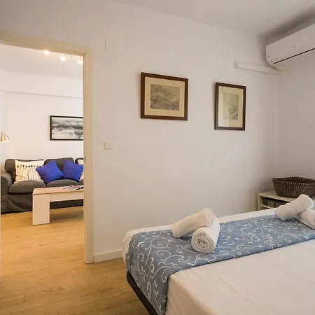 Apartup Ayora Garden Valence
